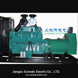 Supply 3 -vaihe 450kW Cummins-sähkögeneraattori